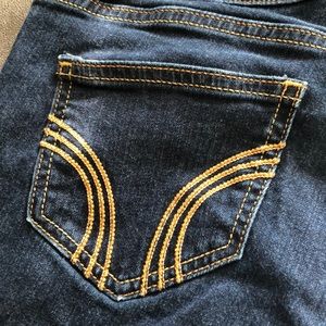 Flared hollister jeans - size 5